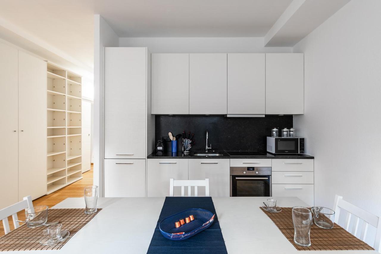 Tigli Apartment By Quokka 360 - Bright Lakeside Flat ลูกาโน ภายนอก รูปภาพ