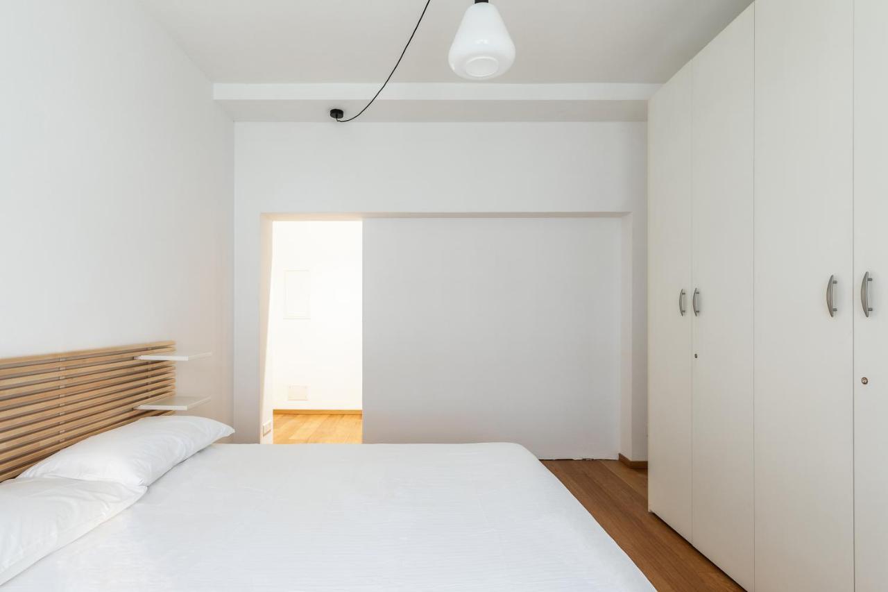 Tigli Apartment By Quokka 360 - Bright Lakeside Flat ลูกาโน ภายนอก รูปภาพ